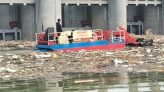 Yongsheng garbage collection ship boat in working #garbagecollectionmachine #garbagecleaninginriver